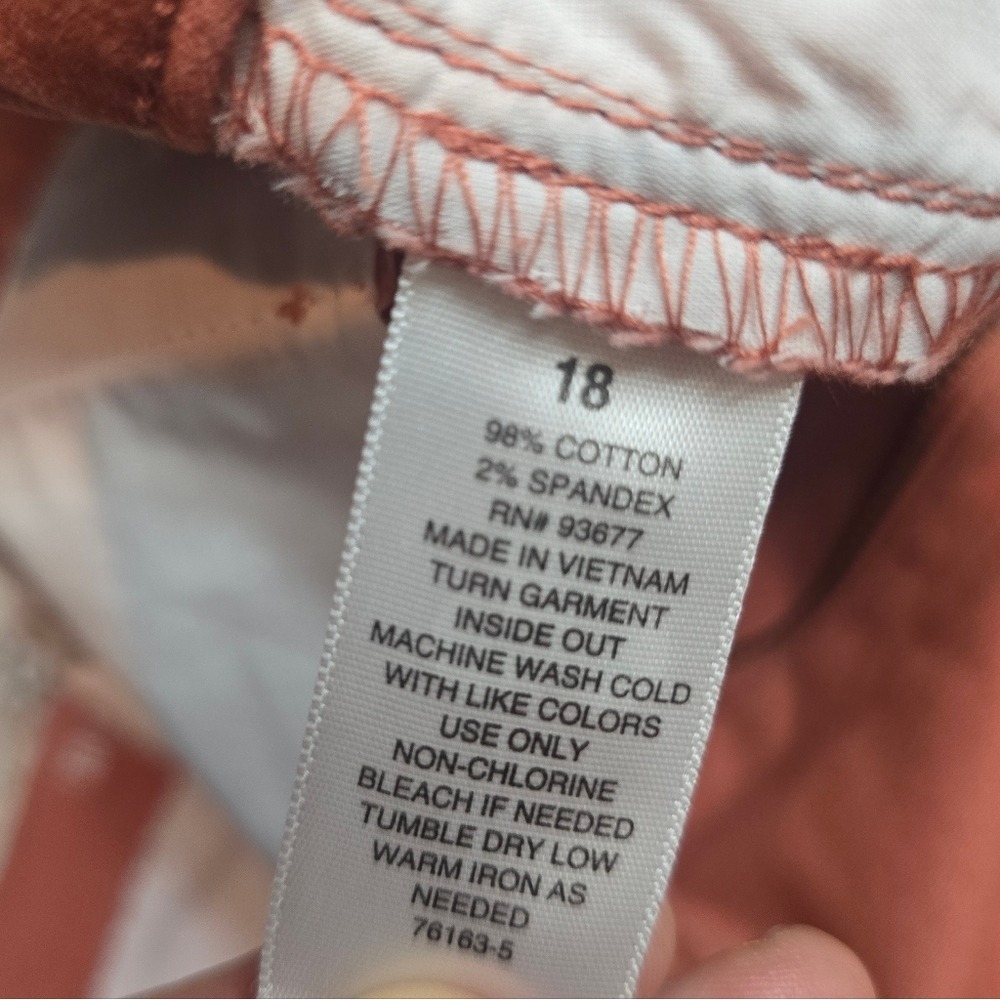 A.N.A Mid Rise Shortie Short Size 18 Redwood Salmon 3.5 Inseam Cotton - Picture 5 of 7